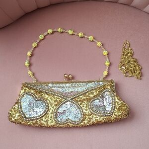 Gold Sequin Heart Clutch